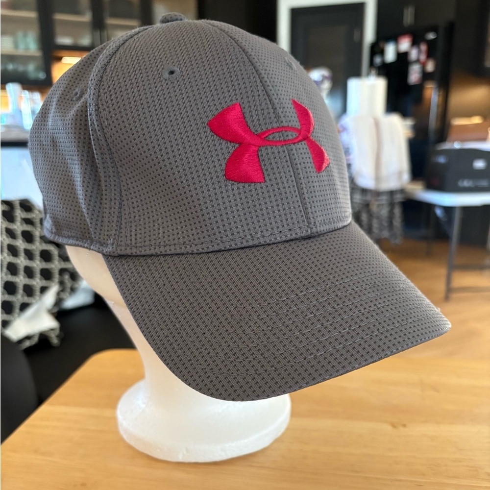 Under Armour Charcoal Golf Hat